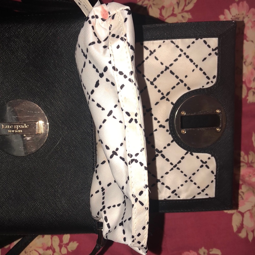 ‼️Kate Spade New York small black Crossbody - Picture 4 of 6
